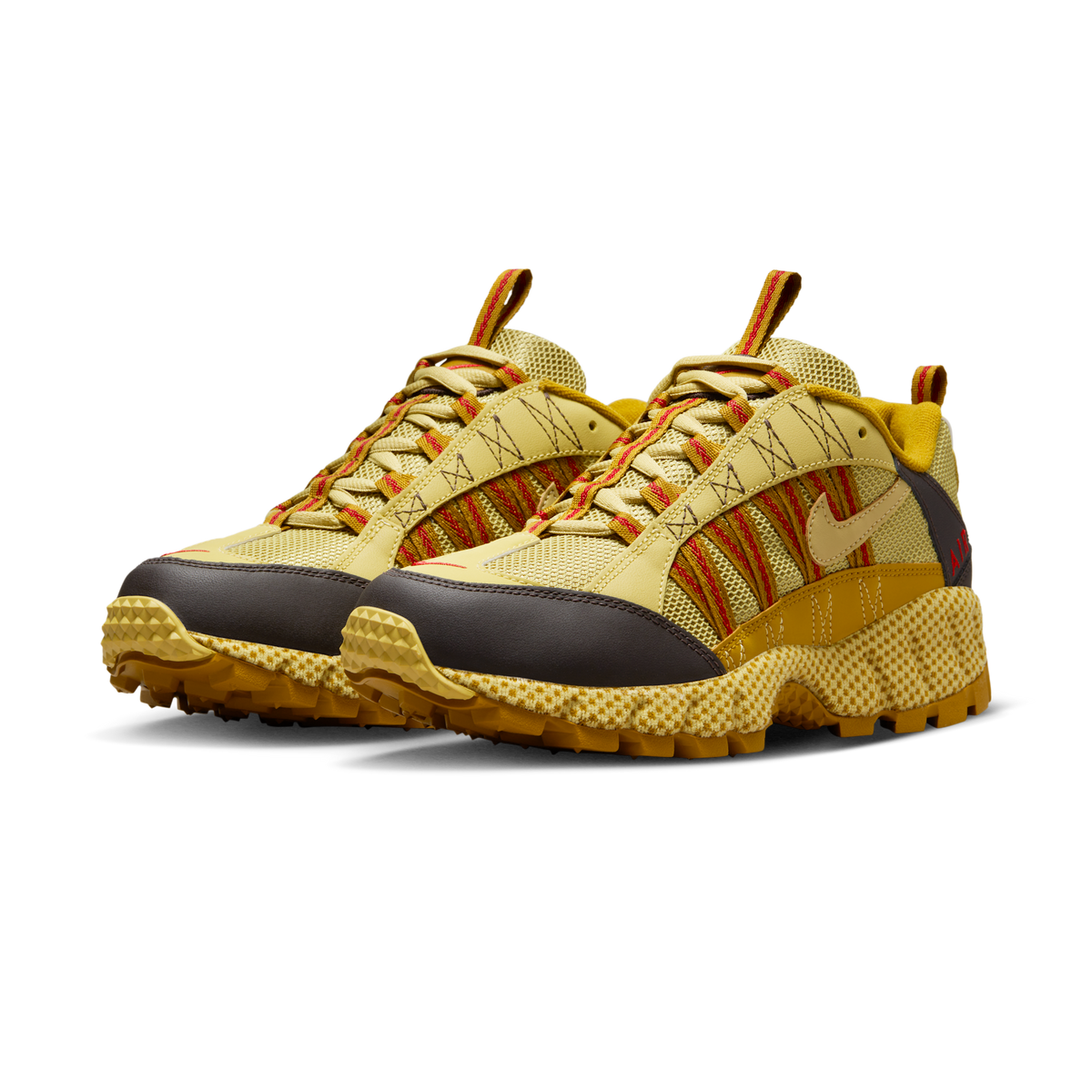 Nike Air Humara Buff Gold