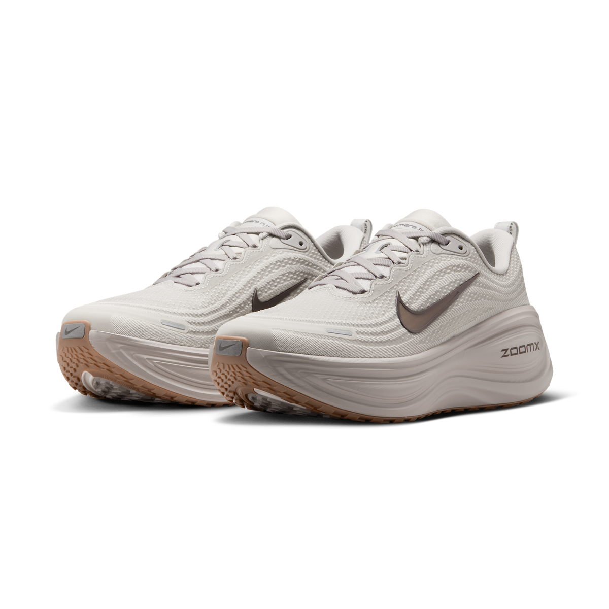Nike Vomero Plus College Grey Light Iron Ore Gum