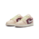 Jordan 1 Low SE Fur Swoosh (GS)
