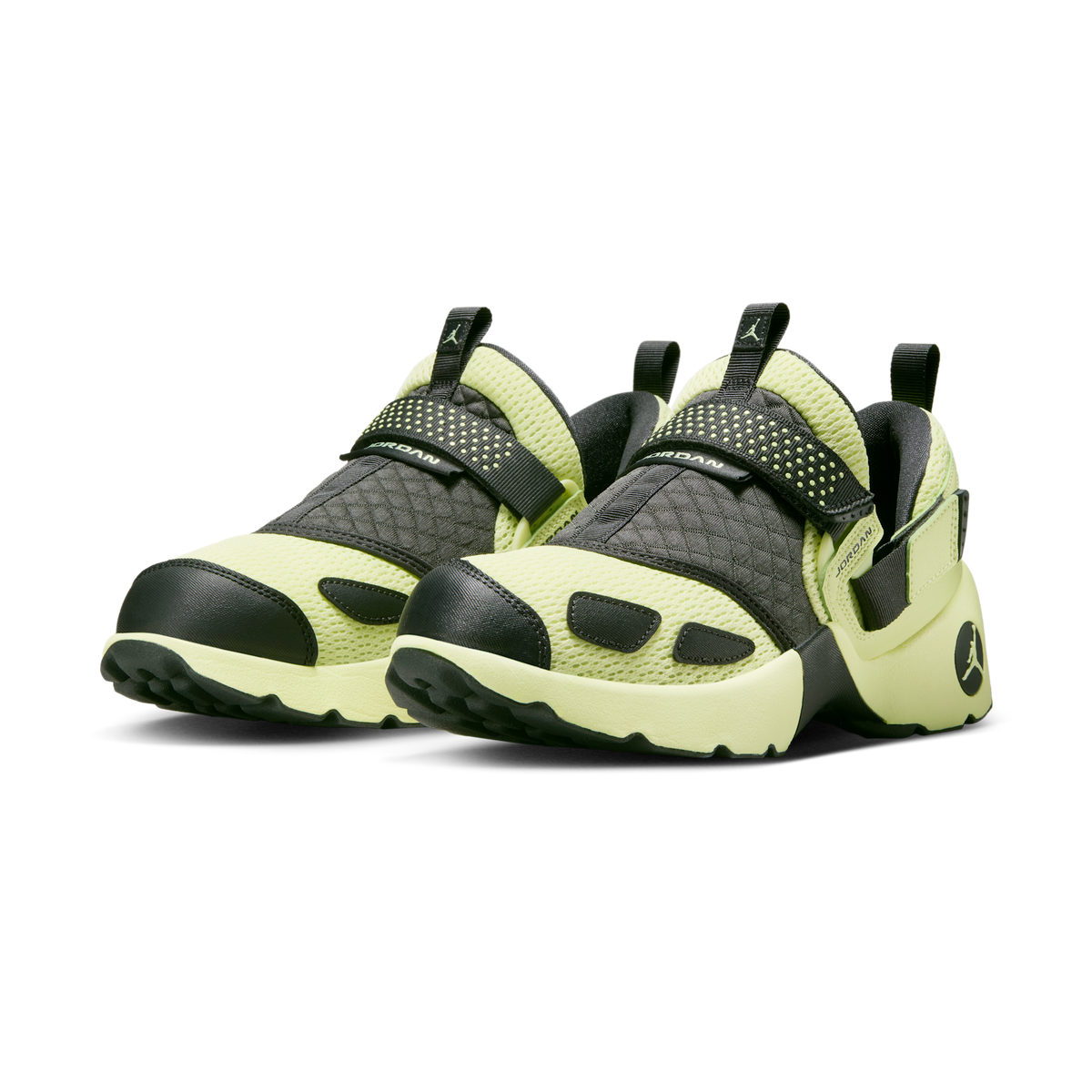 Jordan Trunner LX Luminous Green (Women's)