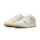Jordan 1 Low SE Metallic Team Gold (Women's)