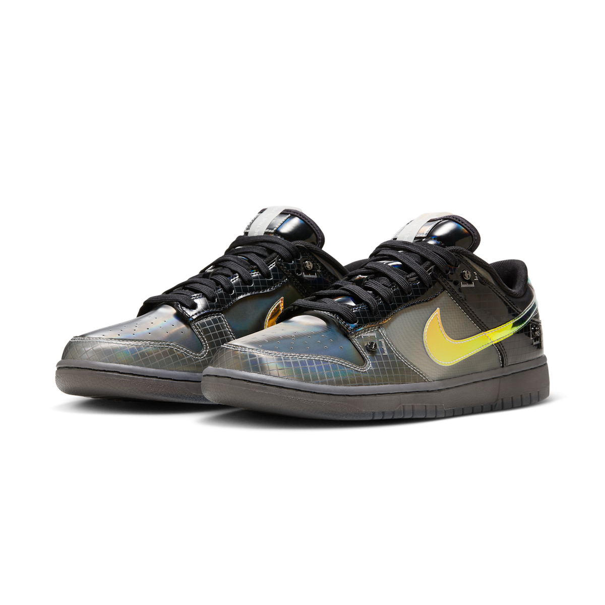 Nike Dunk Low BETRUE To Your DNA Hyperflat | FV3617-001