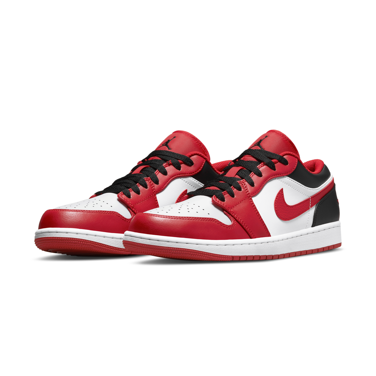 Jordan 1 Low Bulls