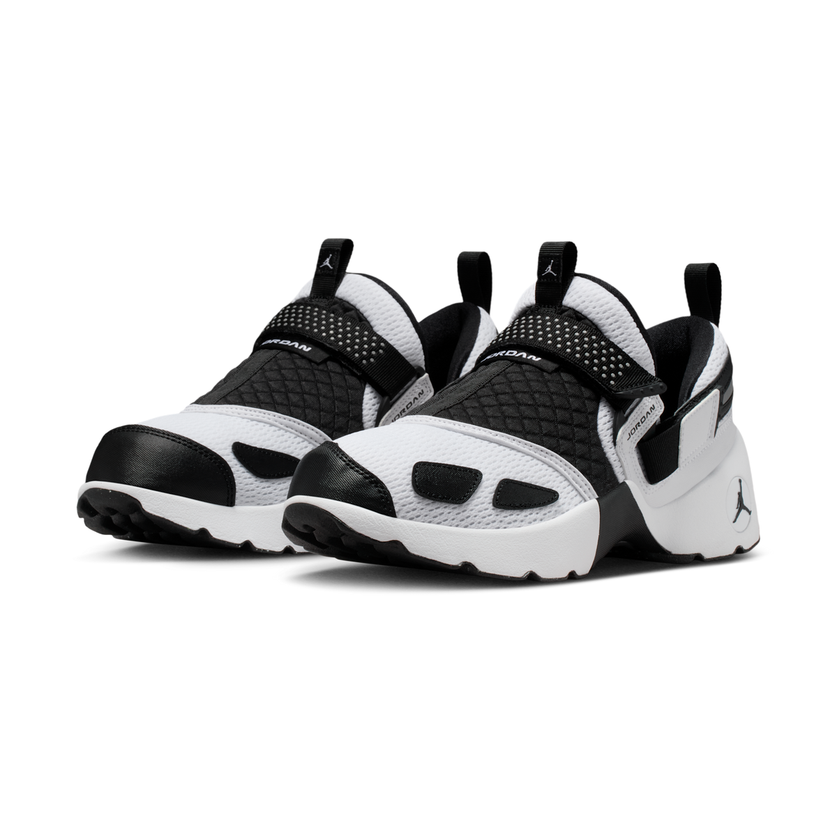 Jordan Trunner LX White Black (Women's)