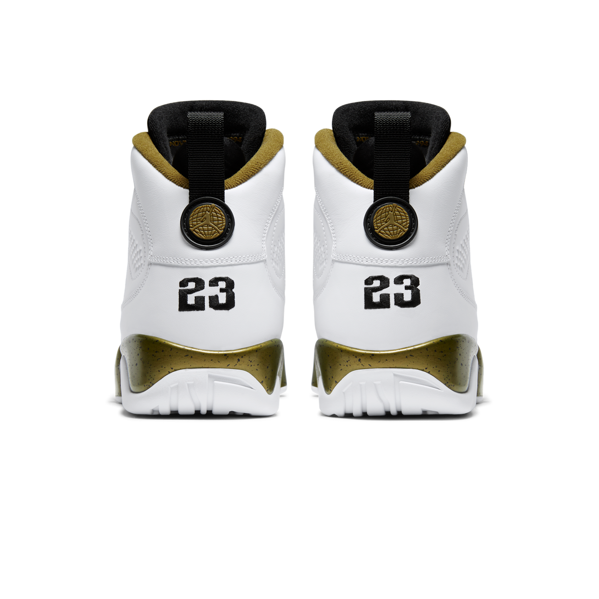 Jordan 9 Retro Statue