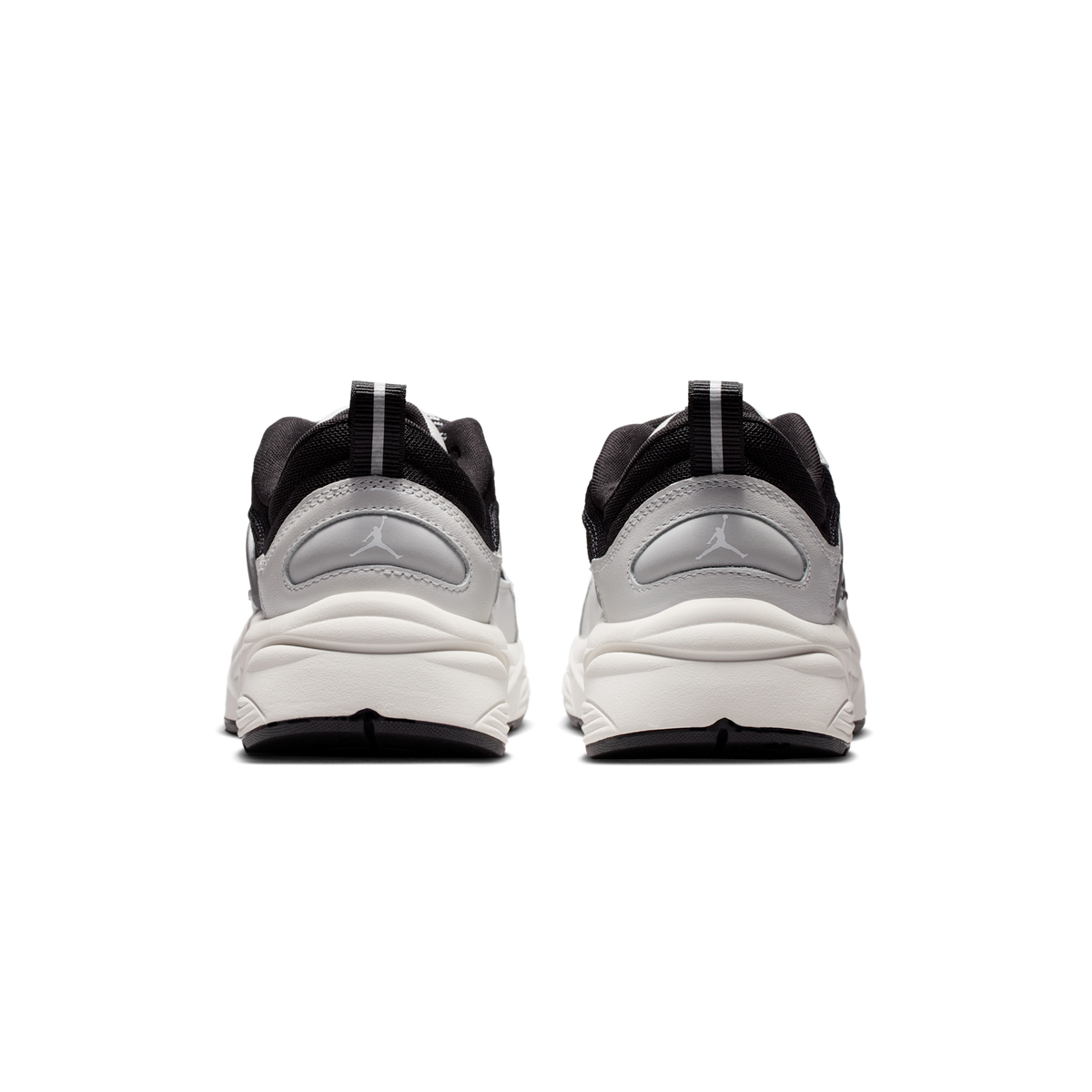 Jordan Trunner O/S Photon Dust Black Sail