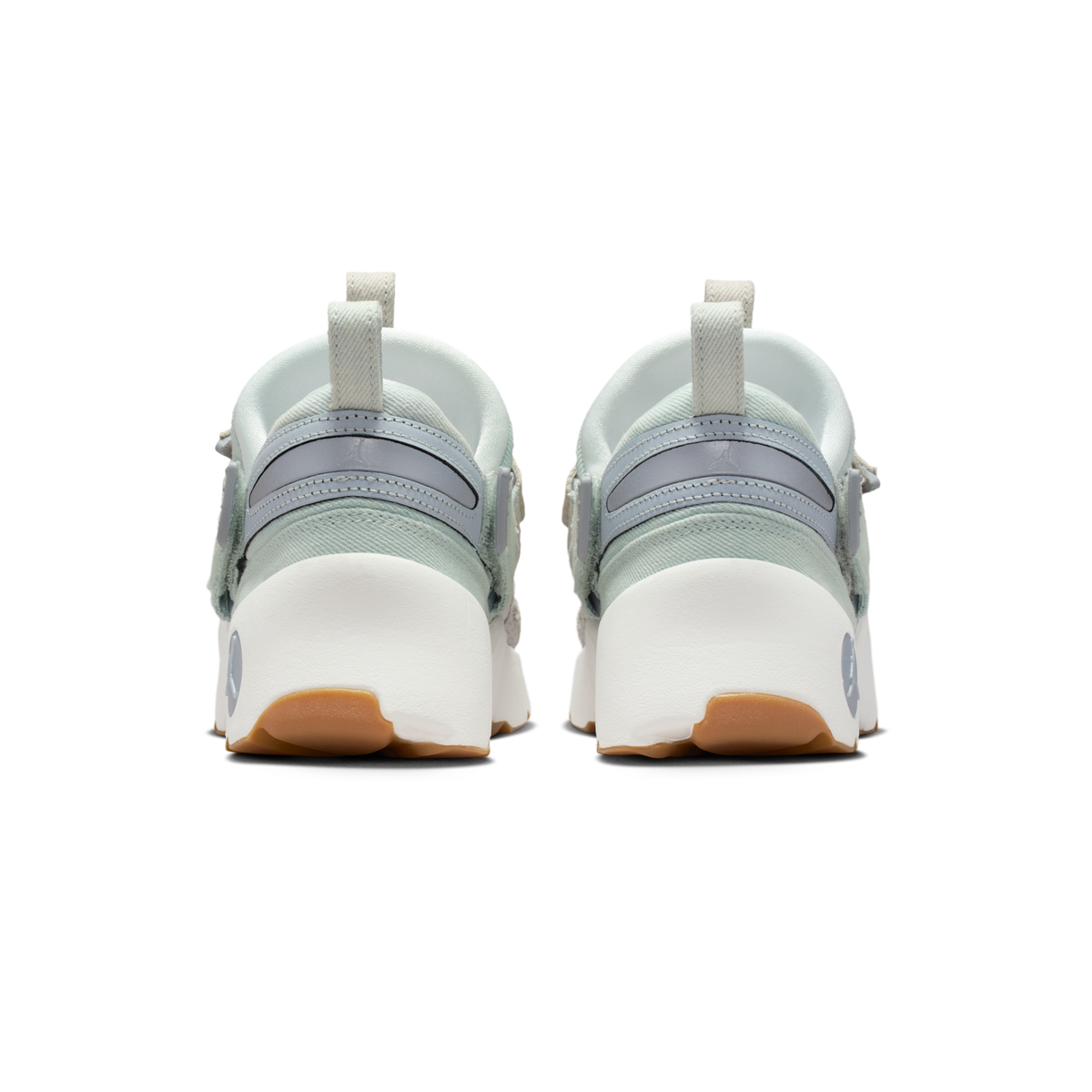 Jordan Trunner LX Corduroy White Bright Ceramic Gum (Women's)