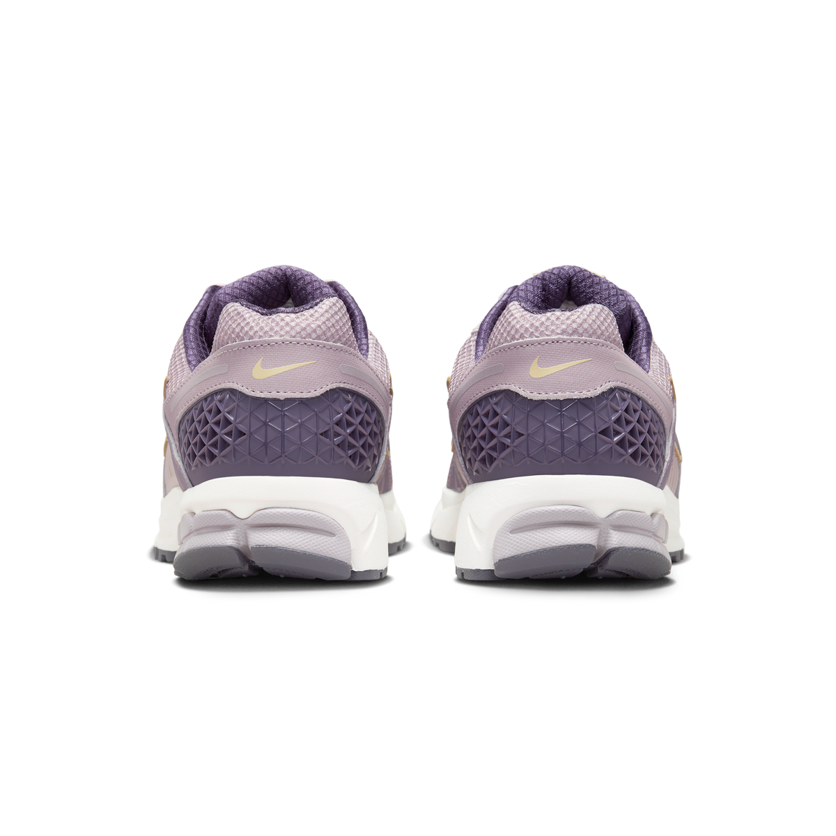 Nike Zoom Vomero 5 Platinum Violet
