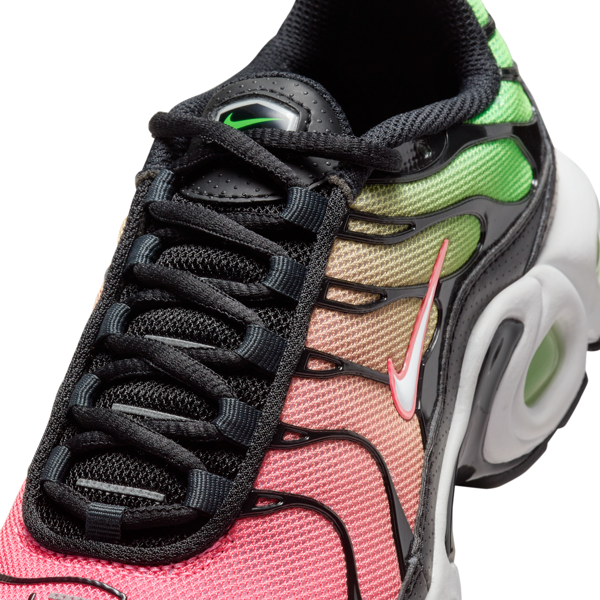 Nike Air Max Plus Black Green Strike Flash Crimson White (GS)