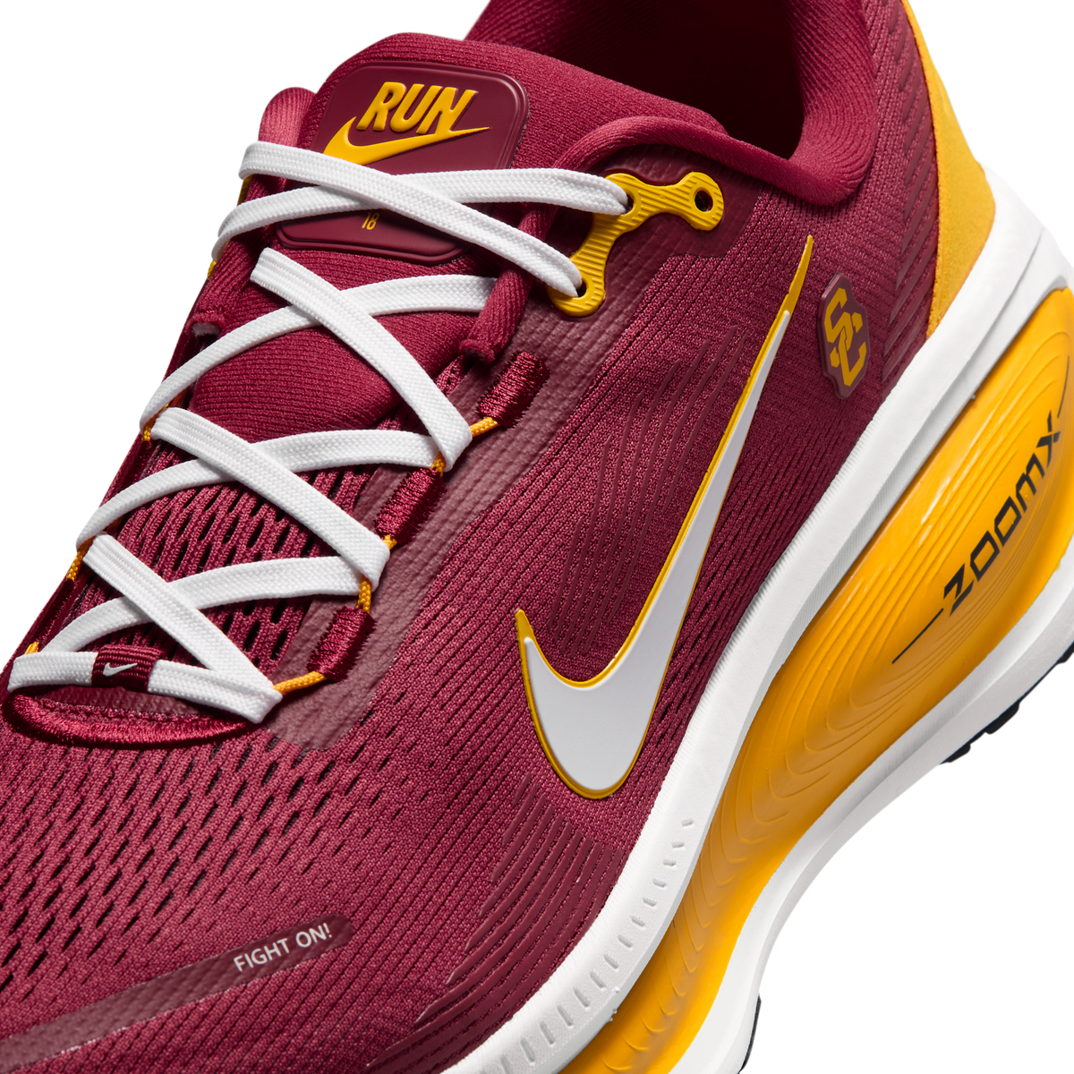 Nike Vomero 18 USC