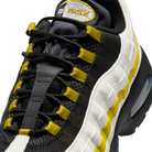 Nike Air Max 95 OG White Saffron Quartz Black