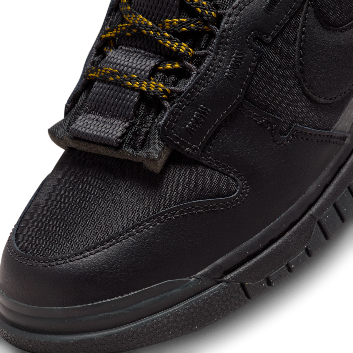 Nike Dunk Low Jumbo Black Bronzine