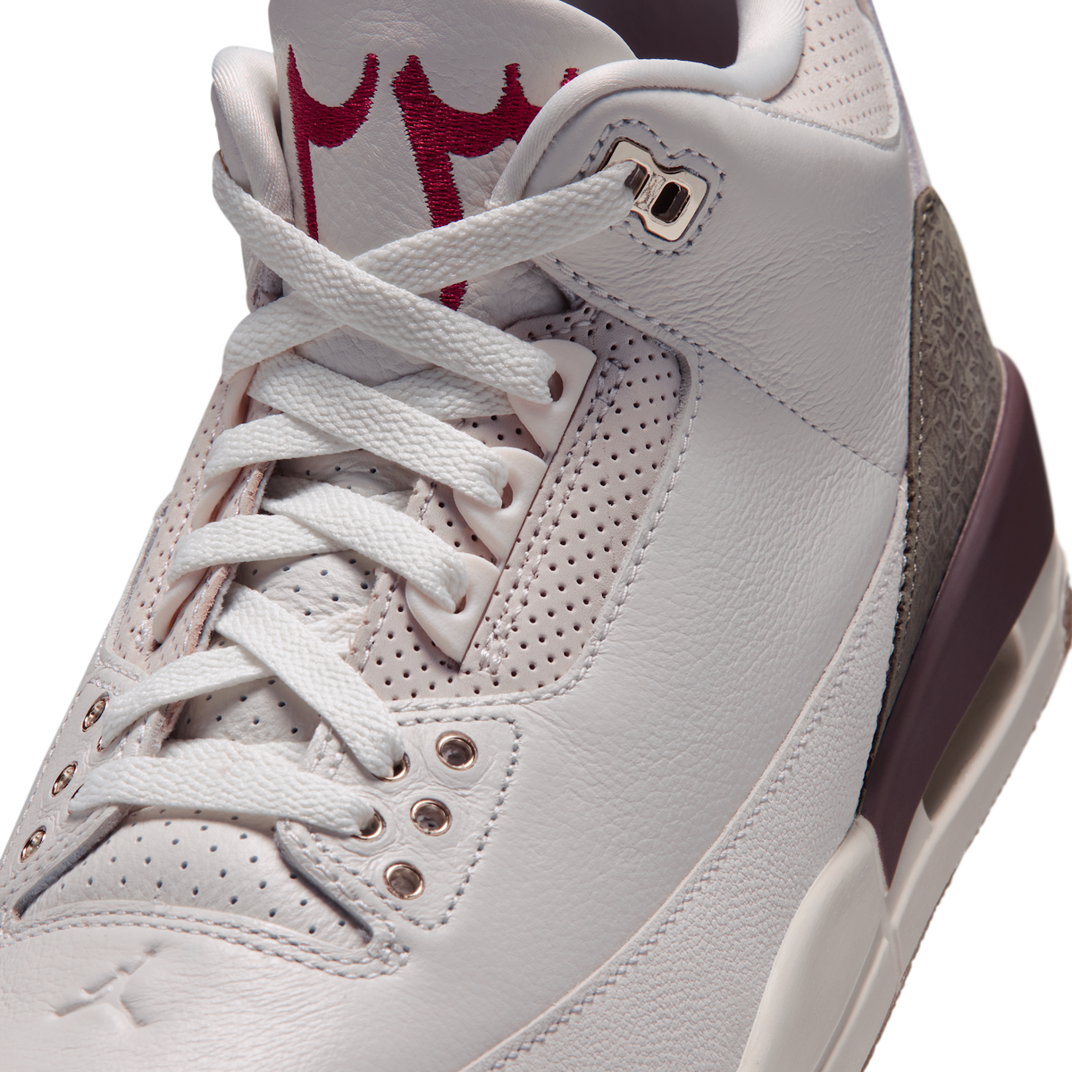 Jordan 3 Retro Middle East