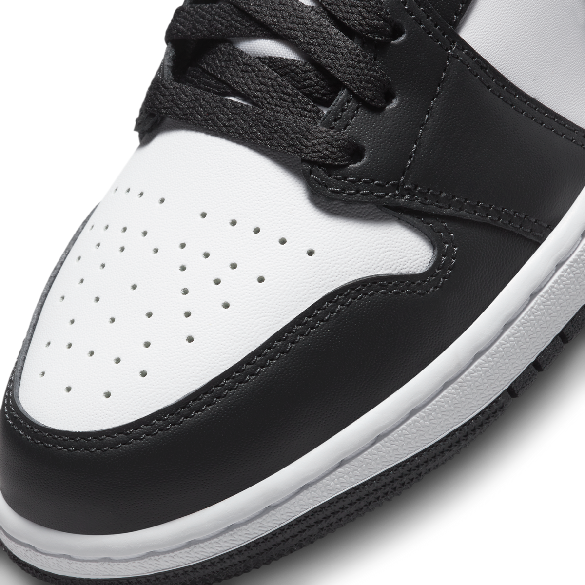 Jordan 1 Mid SE Panda Elephant