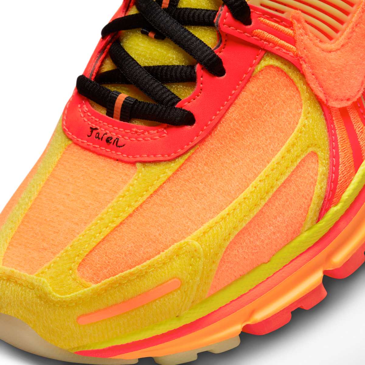 Nike Zoom Vomero 5 Doernbecher