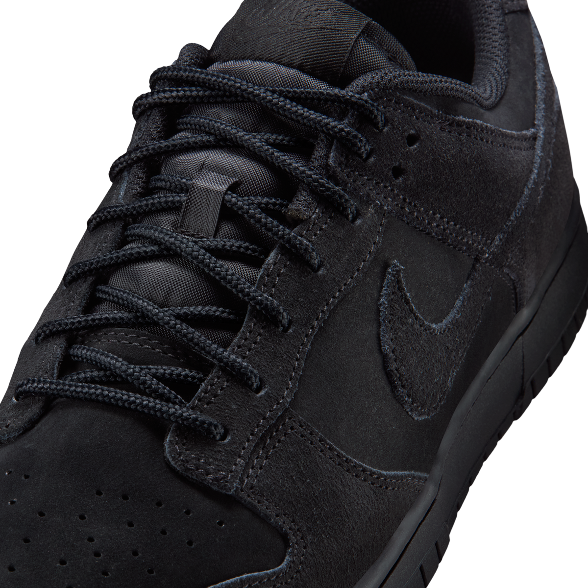 Nike Dunk Low SE Triple Black