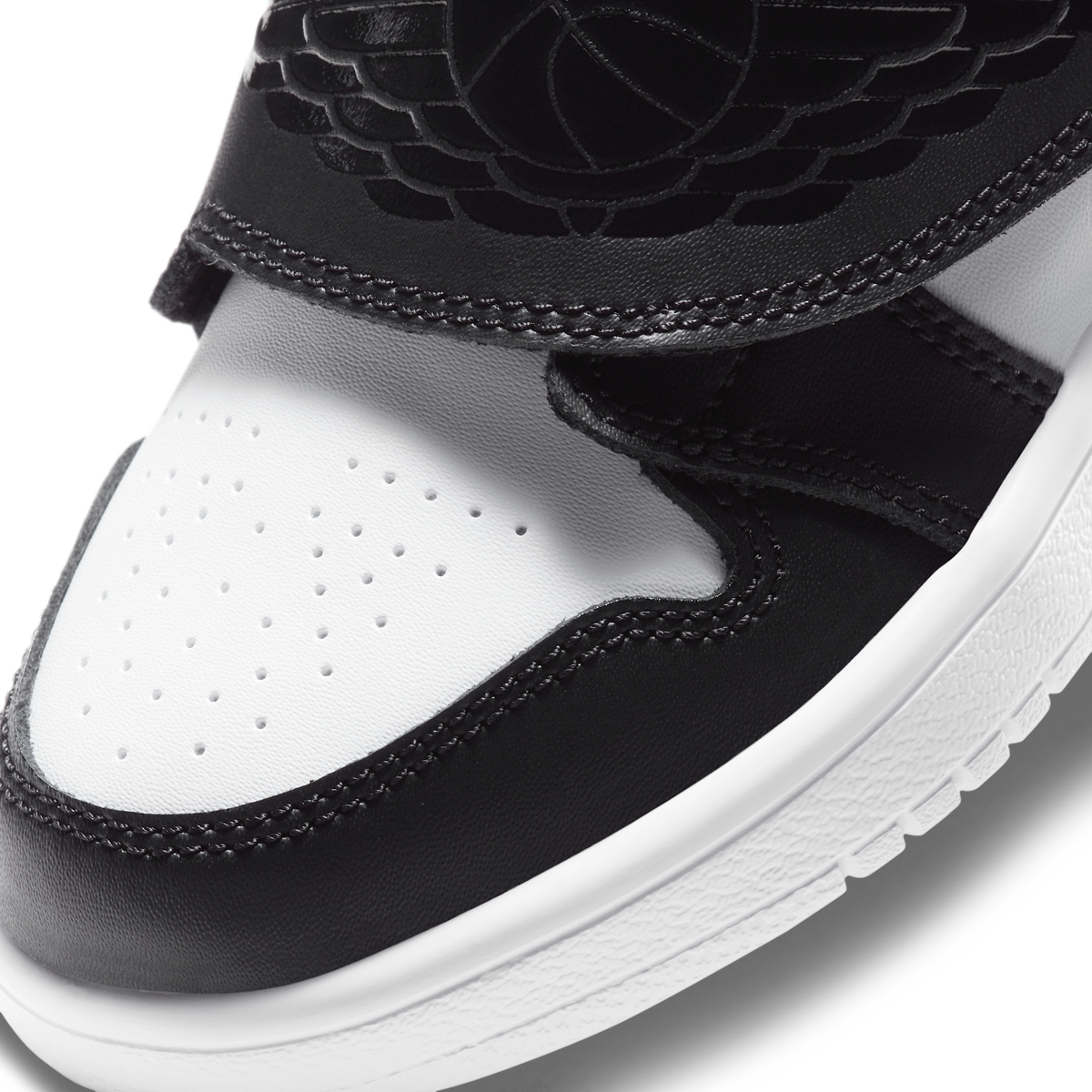 Sky Jordan 1 Black Whtie (PS)