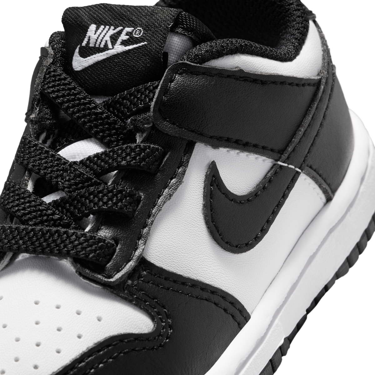 Nike Dunk Low White Black Panda (2026) (TD)