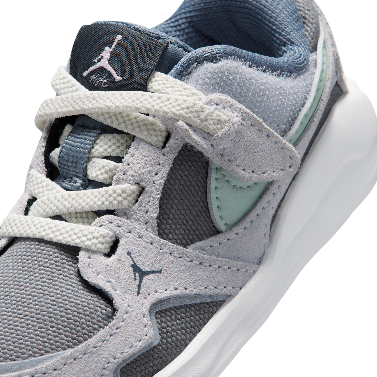 Jordan CMFT Era Cool Grey Iris Whisper Jade Aura (TD)