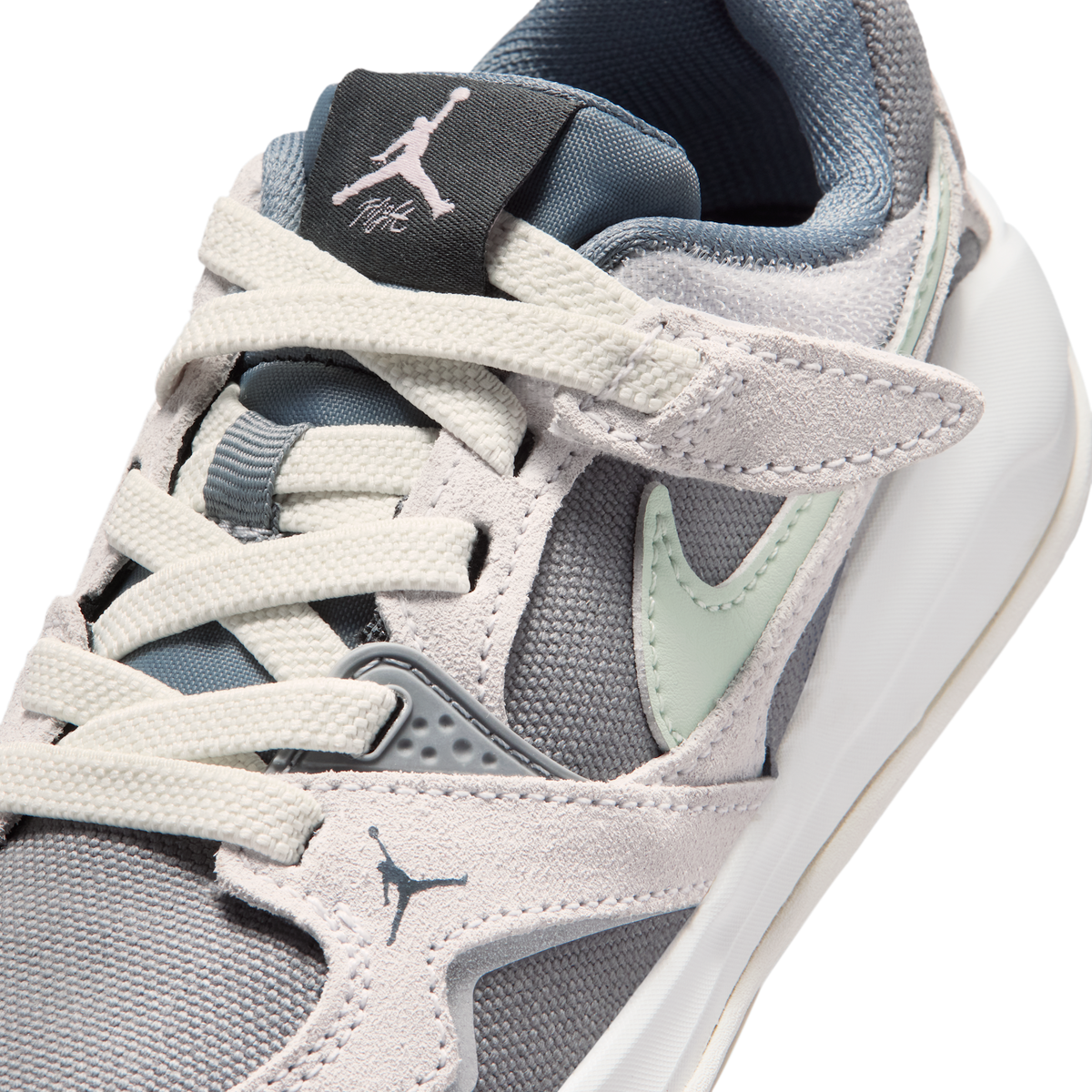 Jordan CMFT Era Cool Grey Iris Whisper Jade Aura (PS)