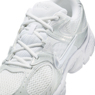 Nike V5 RNR White Black Metallic Silver