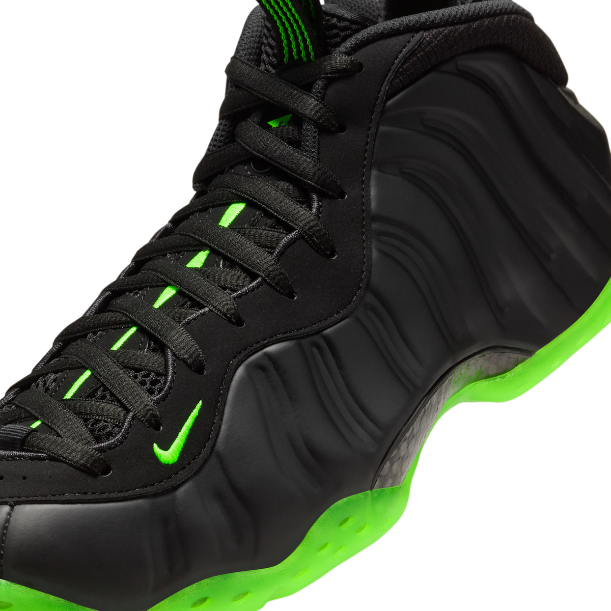 Nike Air Foamposite One Black Volt