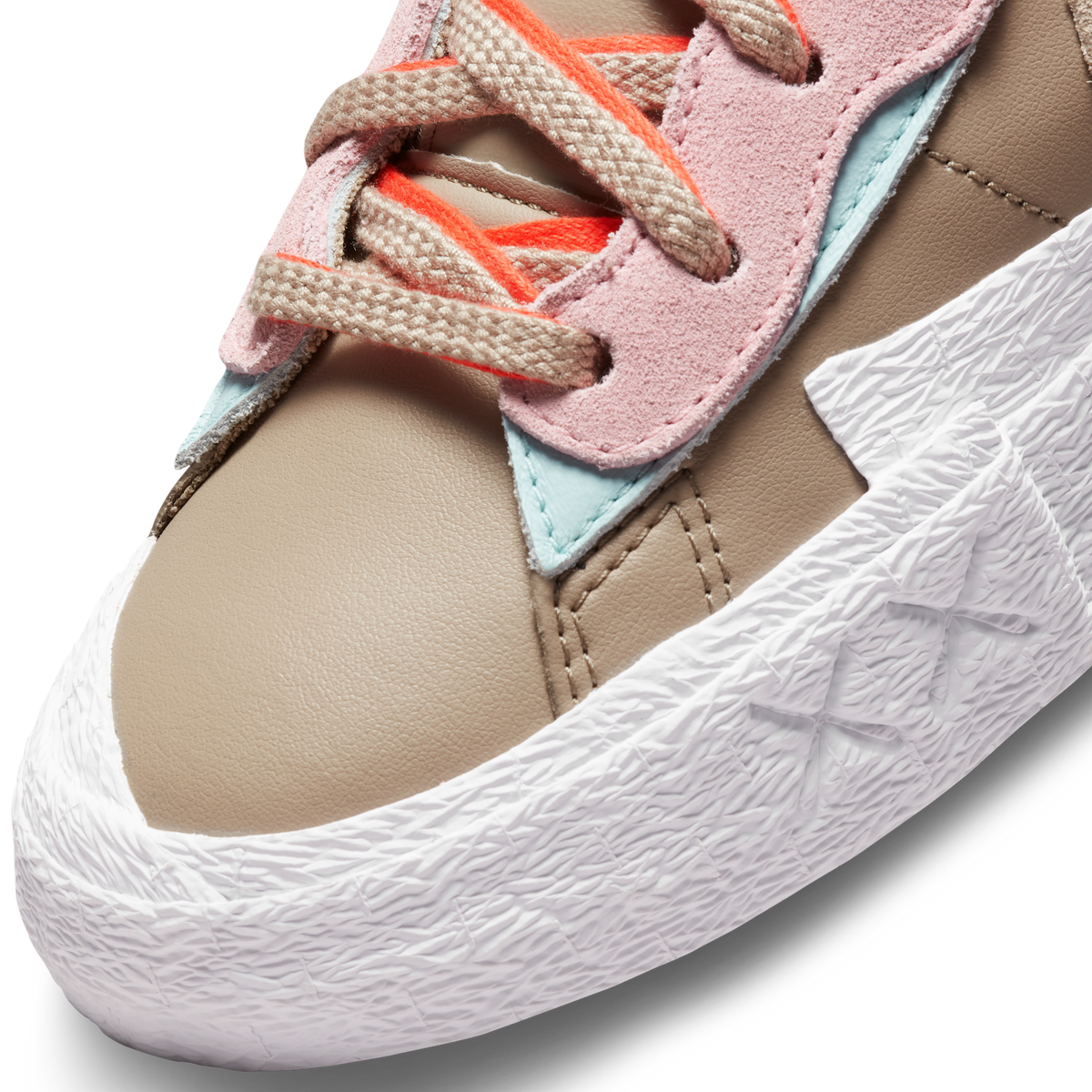 Nike Blazer Low sacai KAWS Reed