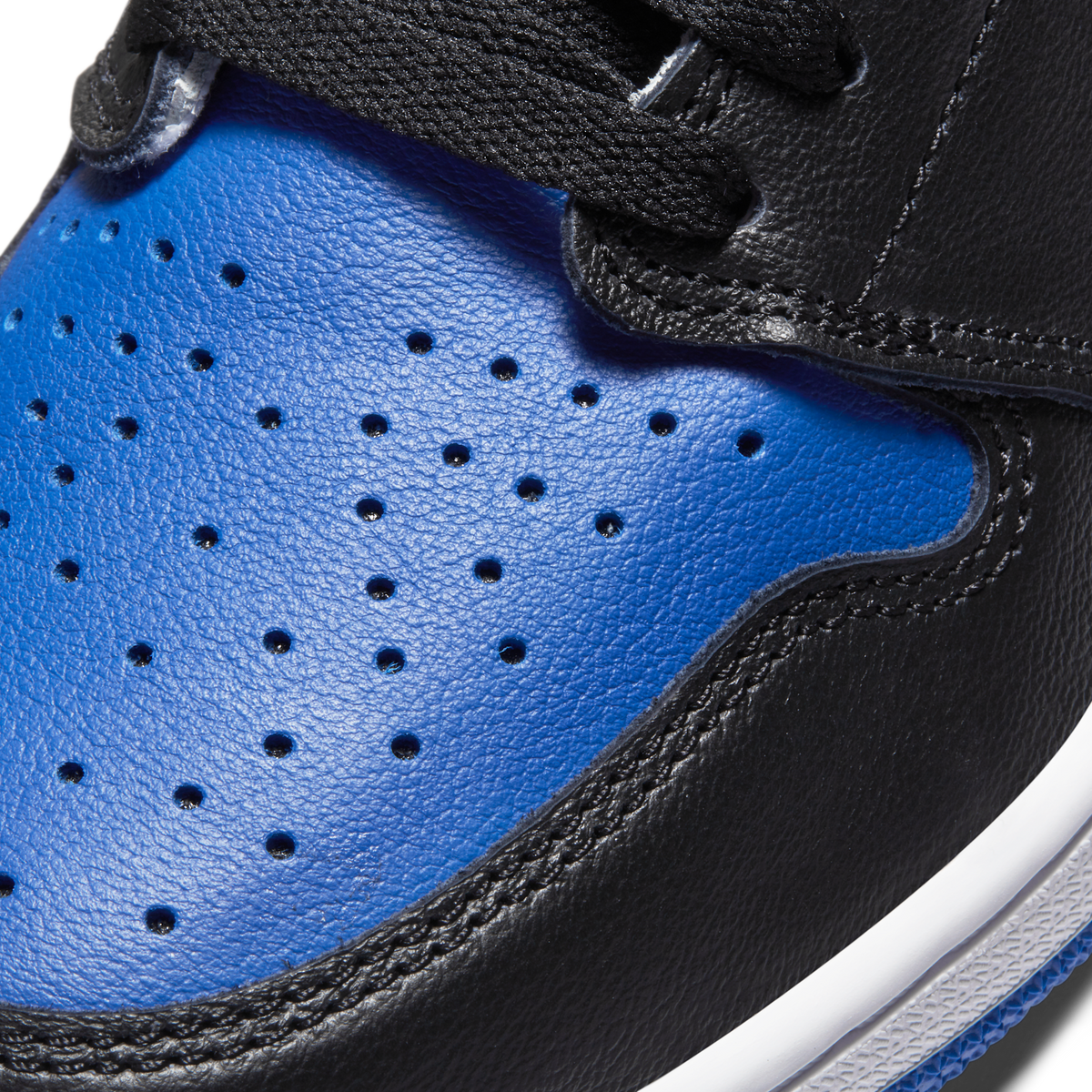 Jordan 1 Retro High Royal Toe