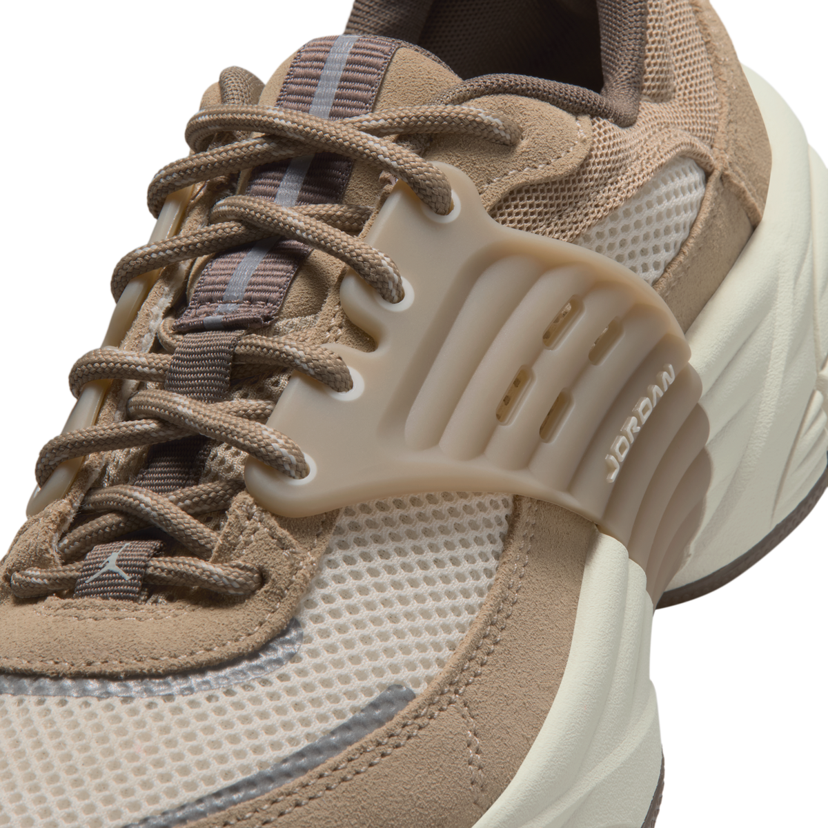 Jordan Trunner O/S Khaki Pale Ivory (Women's)