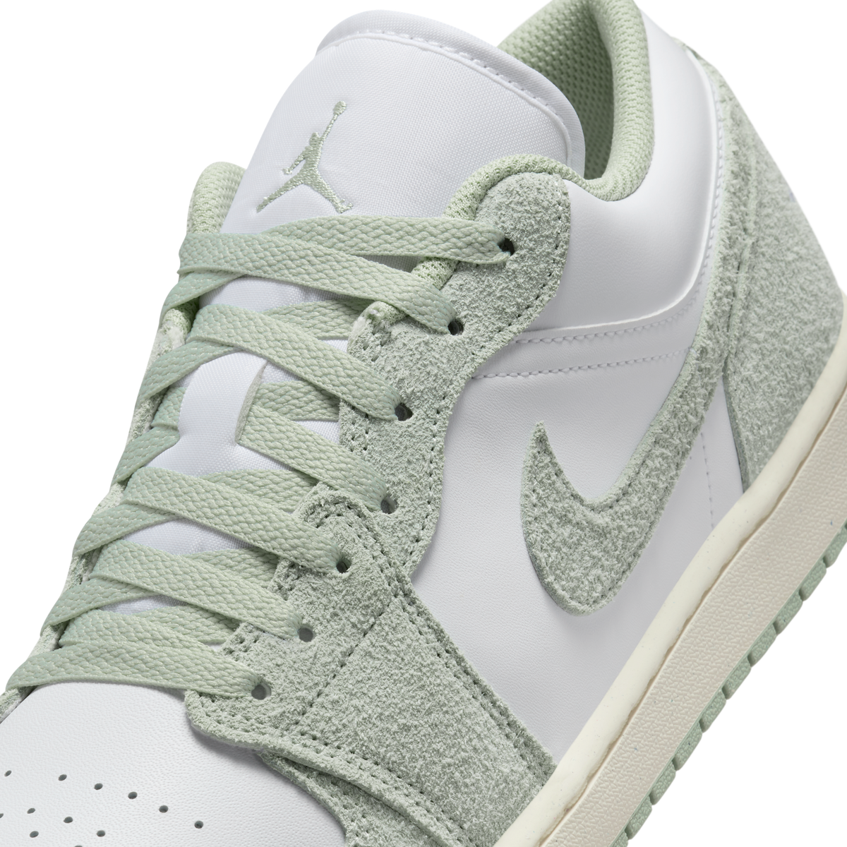 Jordan 1 Low SE Seafoam