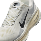 Nike Vomero 18 Summit White Coconut Milk (Women's)