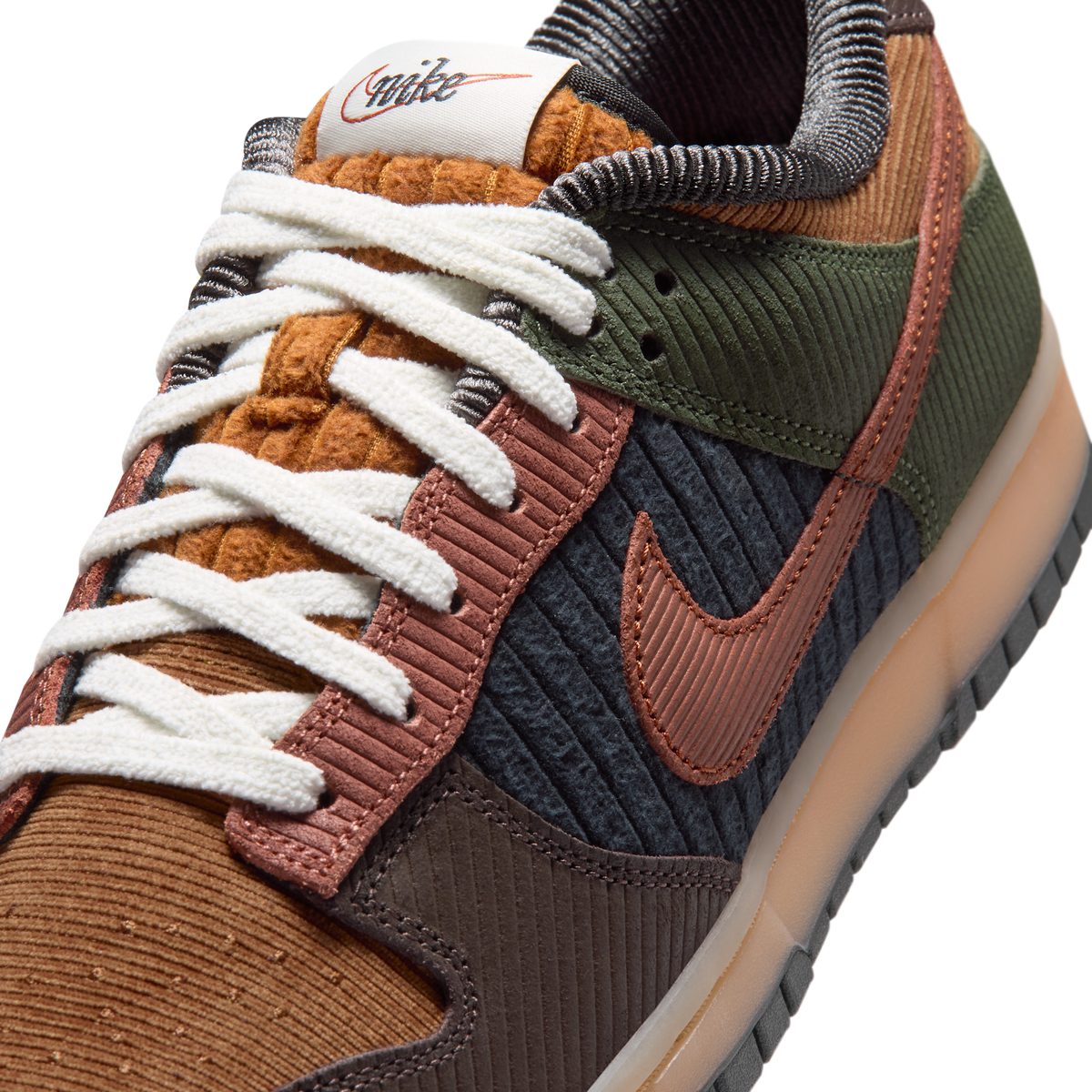 Nike Dunk Low Retro Premium Light British Tan Cinnamon Corduroy
