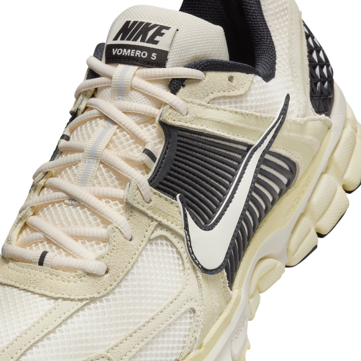 Nike Zoom Vomero 5 Alabaster Black