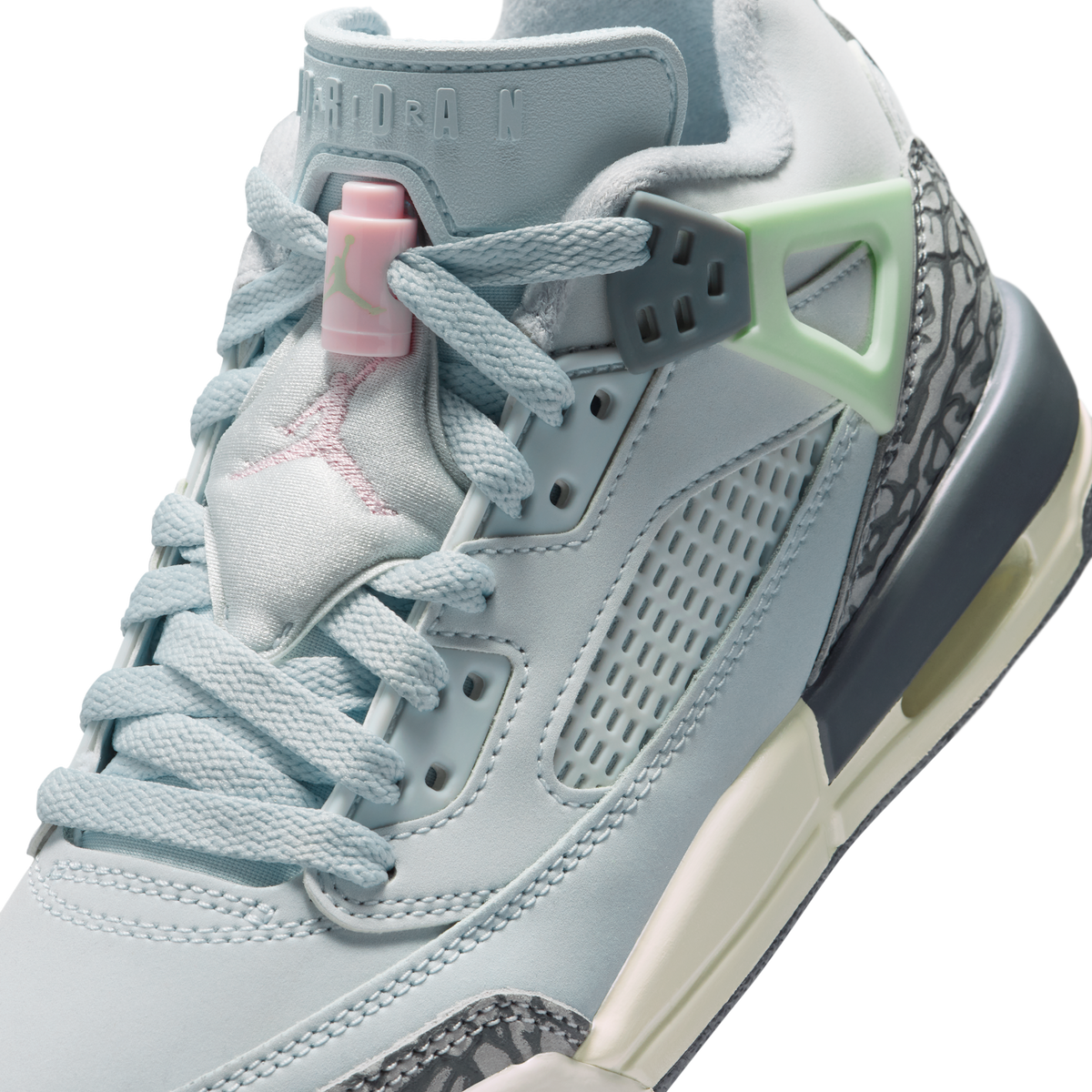 Jordan Spizike Low Aura Wolf Grey (GS)