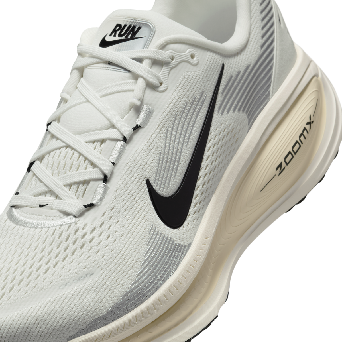 Nike Vomero 18 Summit White Coconut Milk