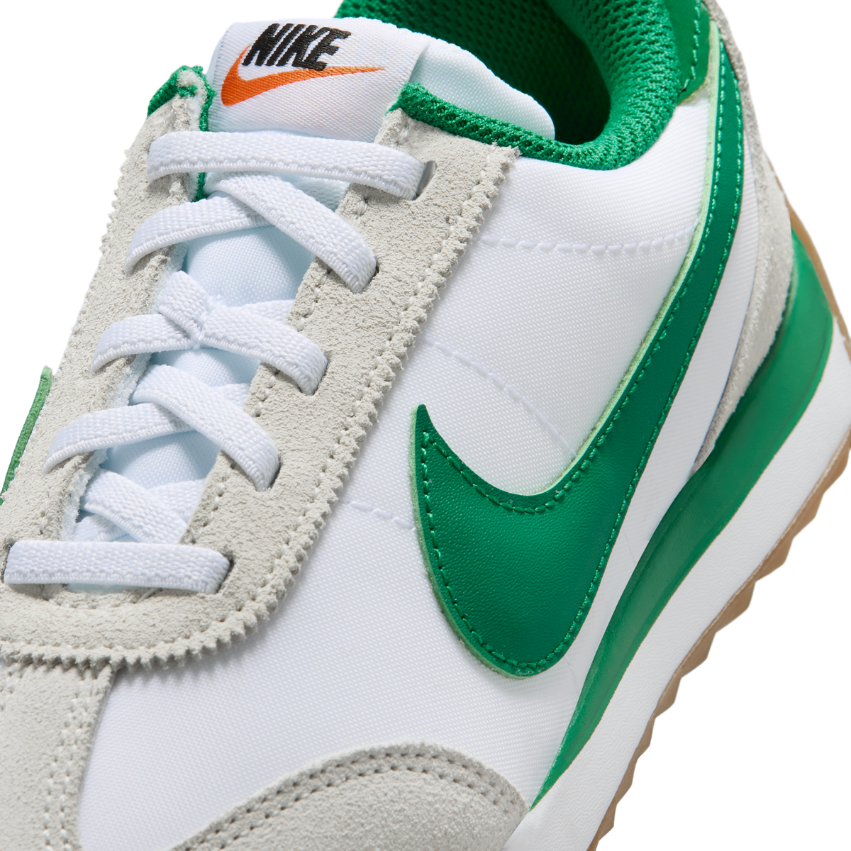 Nike Pacific White Malachite Gum  (PS)