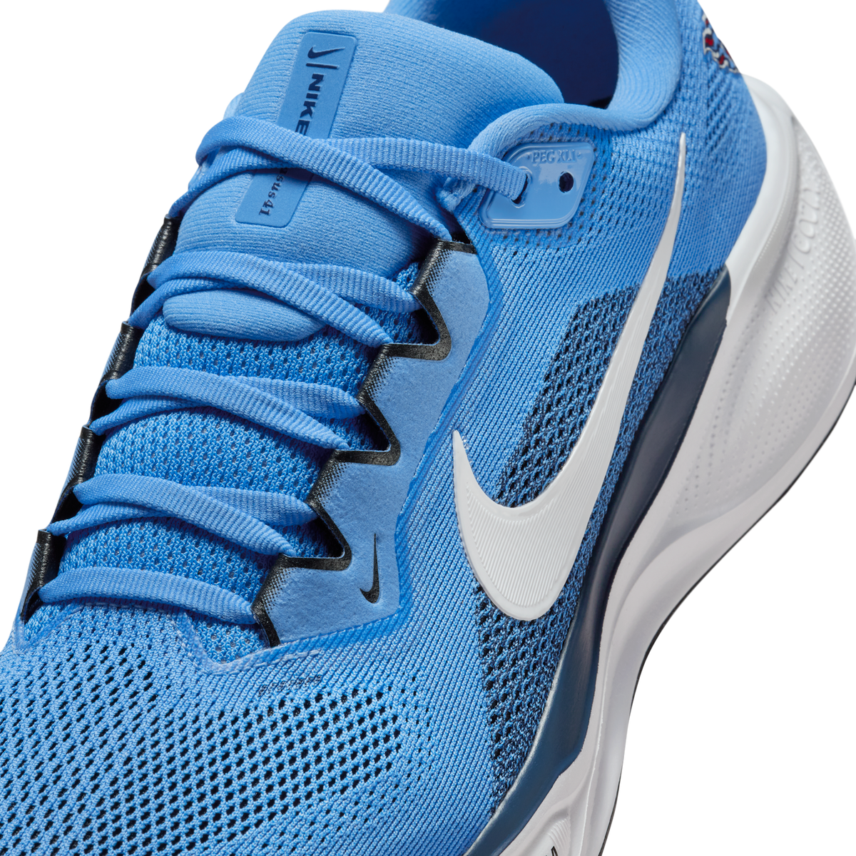 Nike Air Zoom Pegasus 41 Tennessee Titans (2025) | IB3204-400