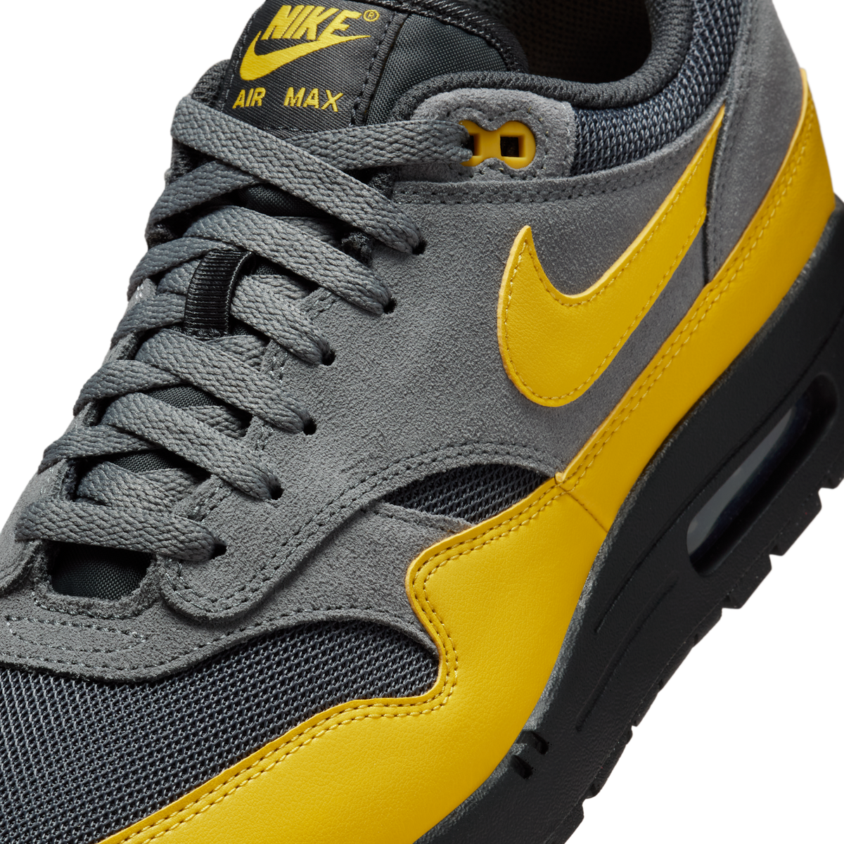 Nike Air Max 1 Essential Batman 2.0