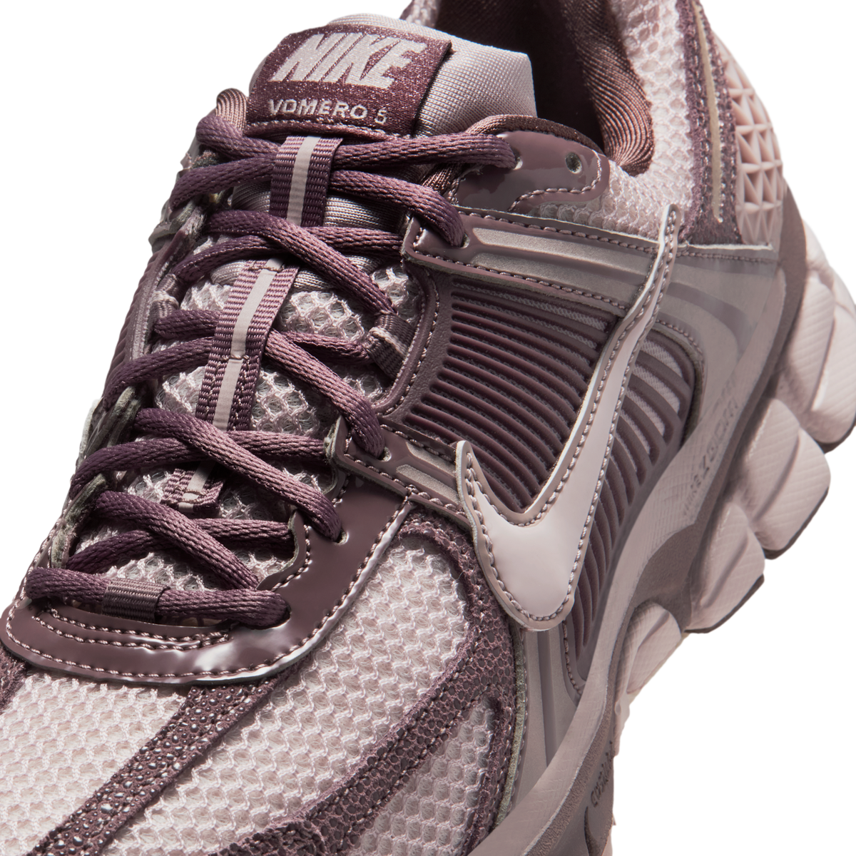 Nike Zoom Vomero 5 Tattoo Particle Rose (Women's)