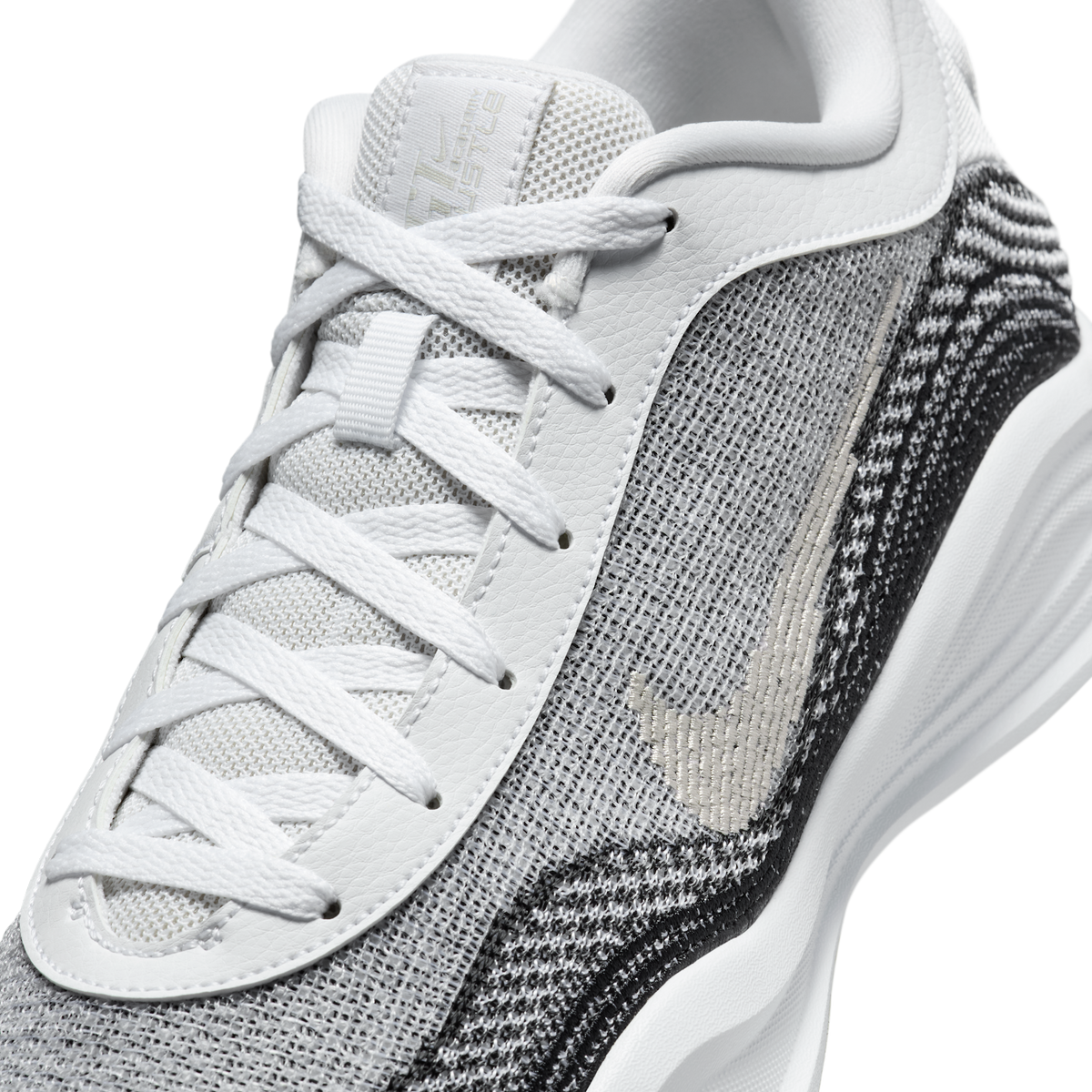 Nike GT Hustle Academy White Light Bone Black