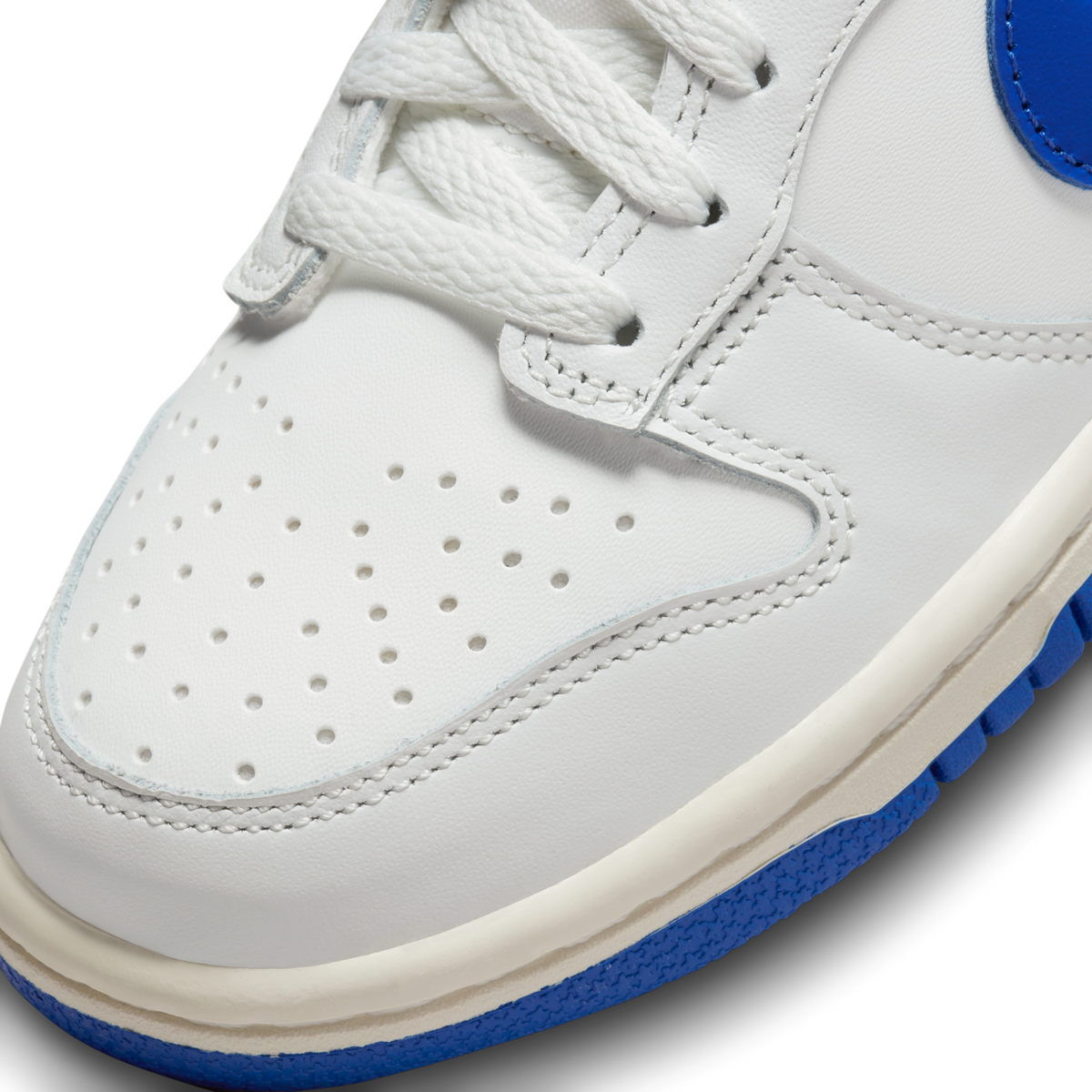 Nike Dunk Low Summit White Hyper Royal (GS)
