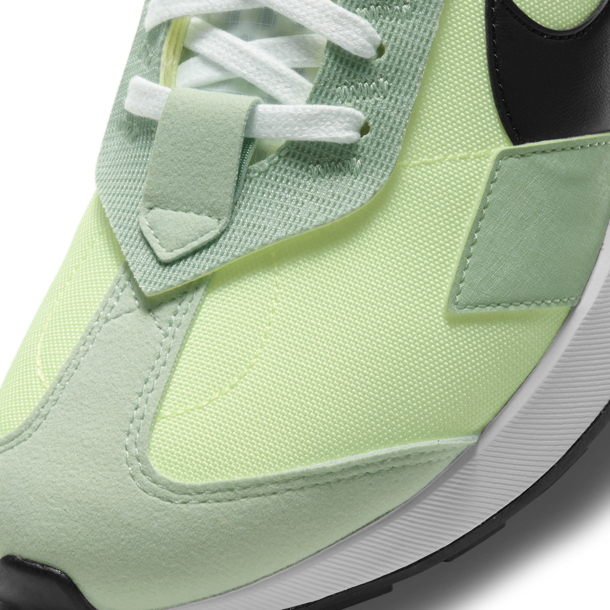 Nike Air Max Pre-Day Light Liquid Lime | DD0338-300