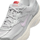 Nike Initiator Vast Grey Metallic Silver Pale Ivory Pink Foam (Women's)