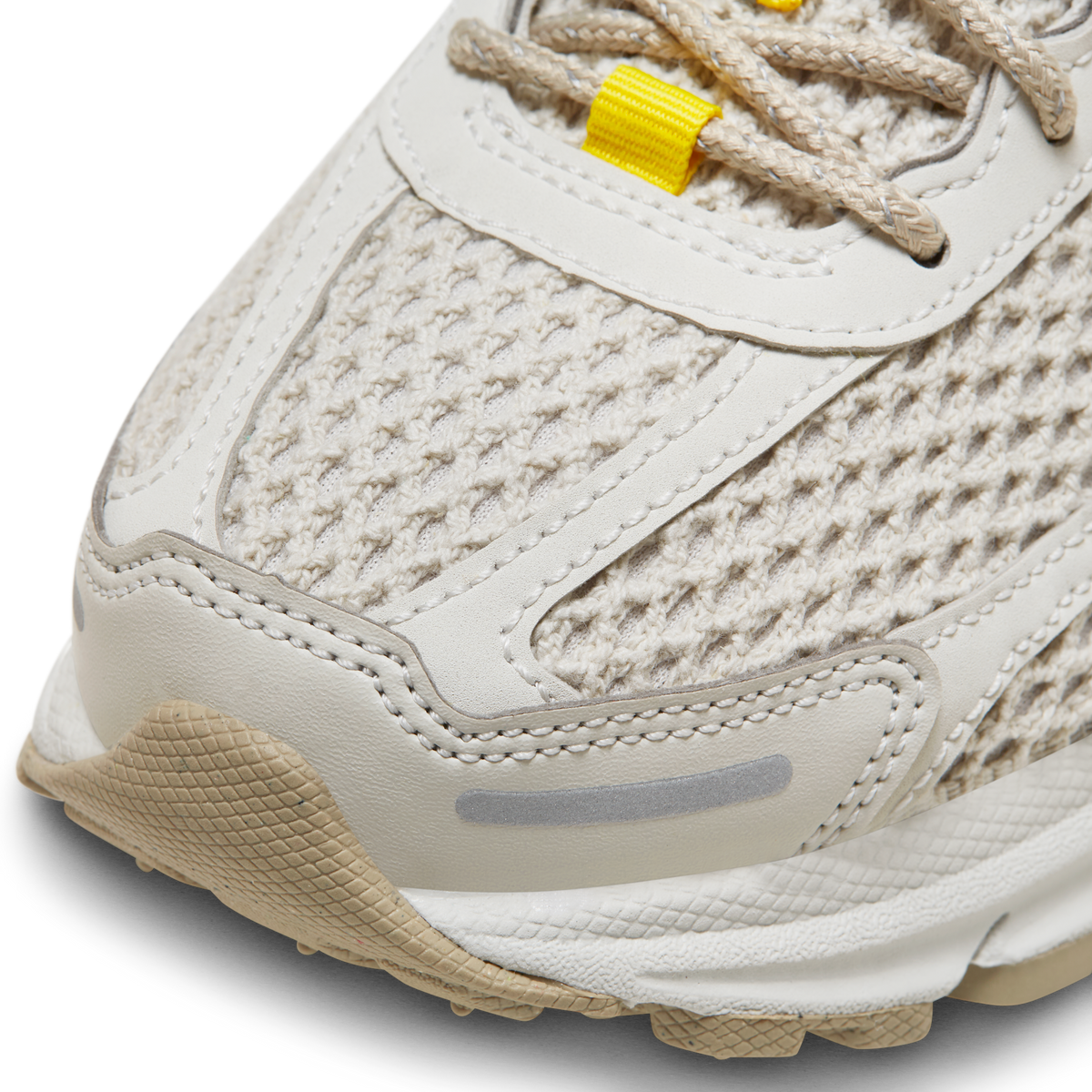 Nike Zoom Vomero 5 Light Bone Yellow (Women's)
