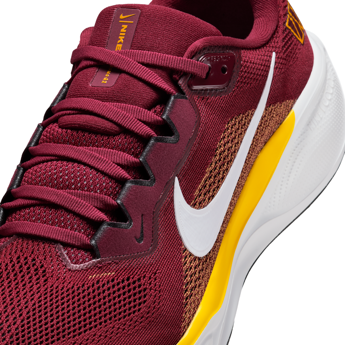 Nike Air Zoom Pegasus 41 Washington Commanders (2025) | IB3184-600