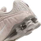 Nike Shox R4 Flat Pewter Floral (Women's) | HV0934-001