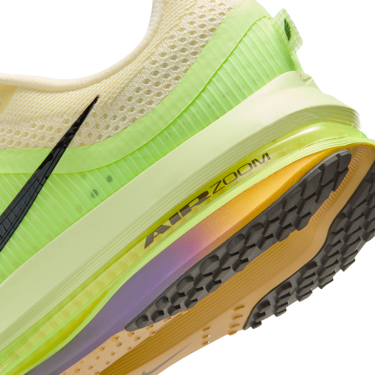 Nike Pegasus Premium Alabaster Volt | HQ2592-701