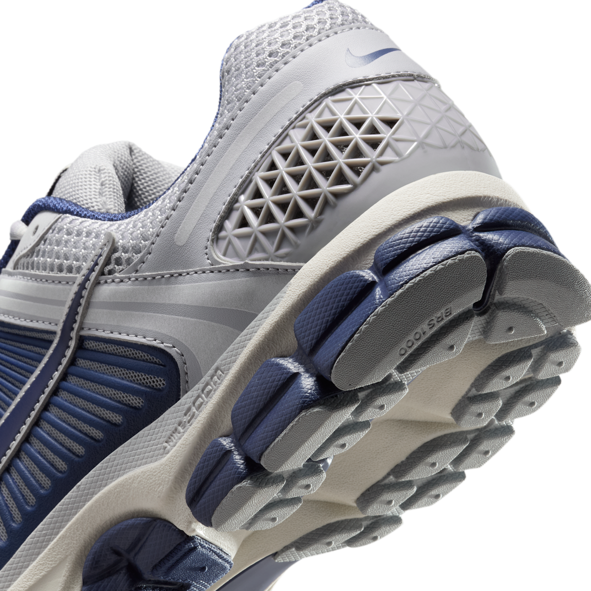 Nike Zoom Vomero 5 Yankees