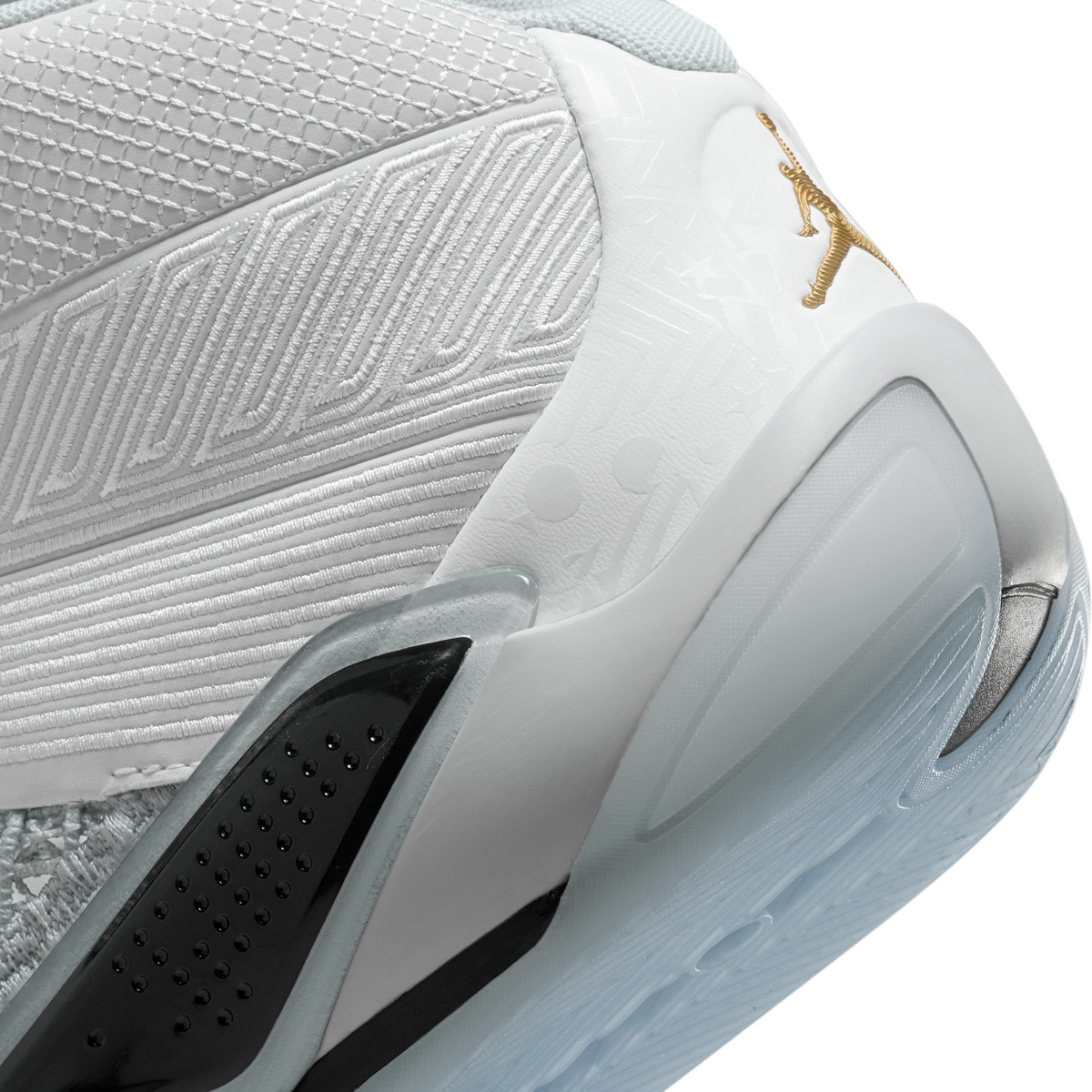 Jordan 38 FIBA (Clear Sole)