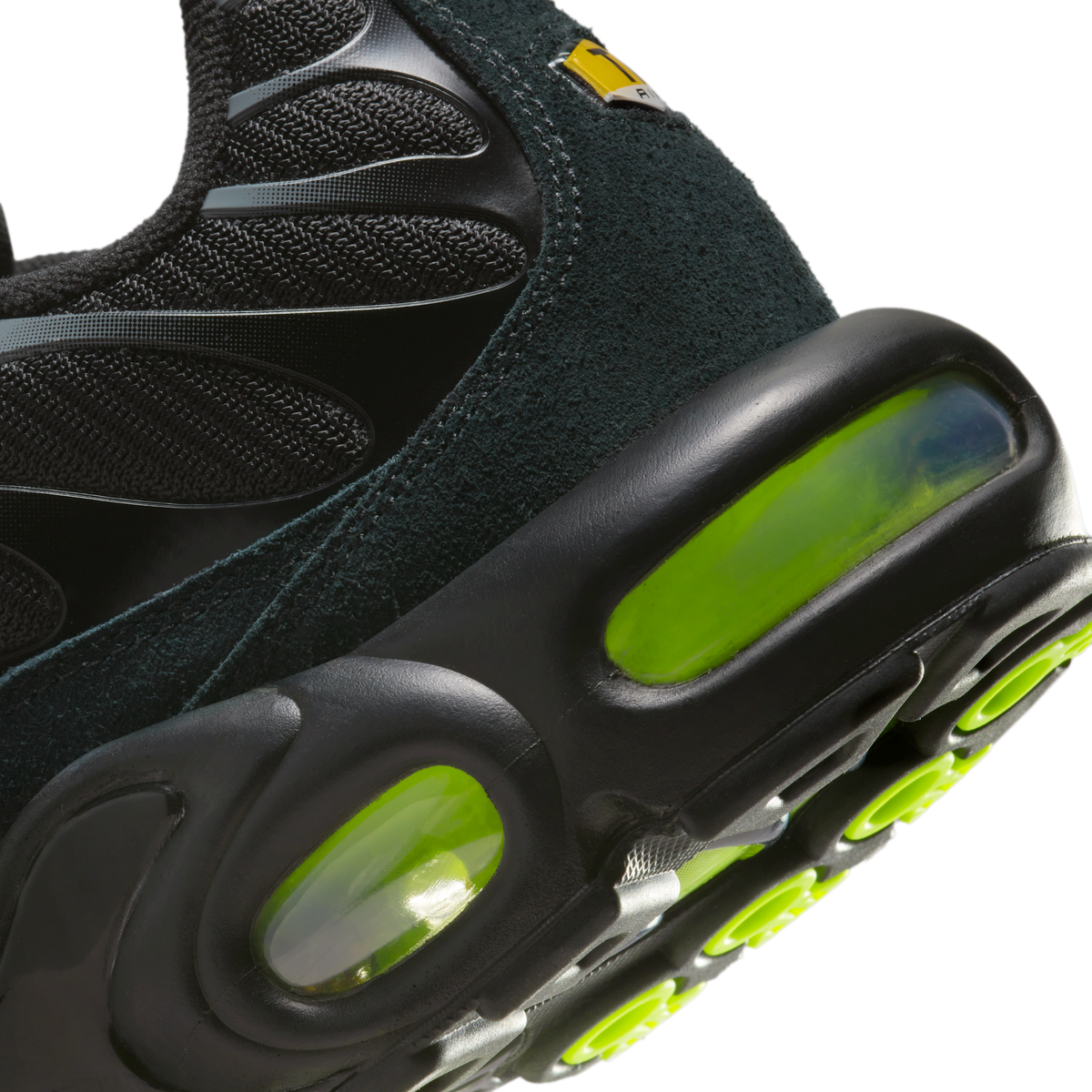 Nike Air Max Plus Black Volt | FQ2381-001
